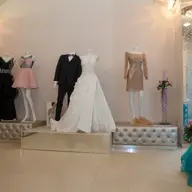 Eli Laslean propune ceremonia de lux la Salonul Mirilor din Timisoara
