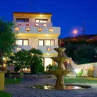 Cazare in Grecia, la Vila Seydnaya din statiunea Neos Marmaras - Preturi incepand cu 15 euro/persoana