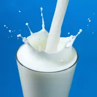 Alimente despre care credem ca ne hranesc, iar ele ne otravesc! – Laptele de vaca (I)