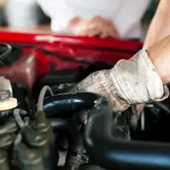 Cum să previi anumite reparaţii auto costisitoare