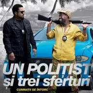 Un politist si trei sferturi!