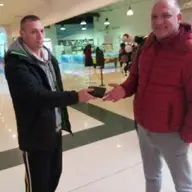 Portofel gasit de un jandarm în timpul liber intr-un magazinul din Arad, înapoiat proprietarului