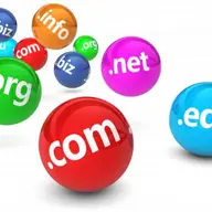 Cat costa sa prelungesti un domeniu web?