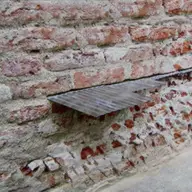 Izolatii Metalice