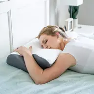 Beneficiile utilizării unei perne din spumă cu memorie