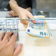 Cum să obții cel mai bun schimb valutar la banca ta