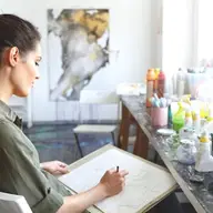 De la desen la pictură: cum să-ți transformi schițele în lucrări de artă uimitoare