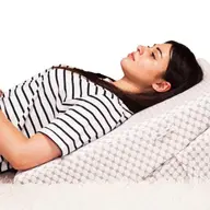 Ce este refluxul gastroesofagian și cum reduci simptomele noaptea