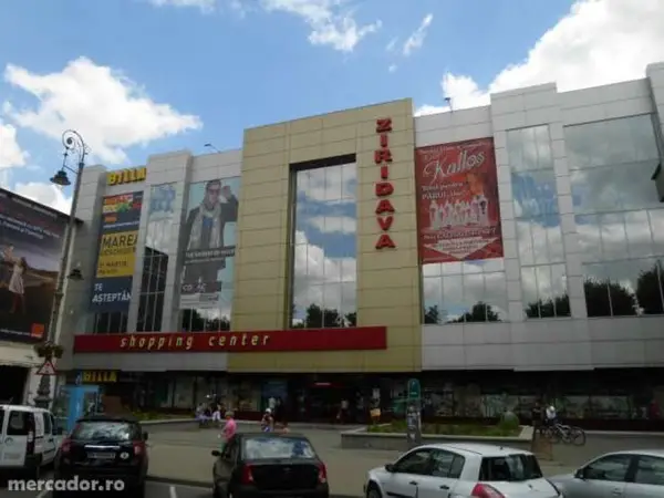 Ziridava Shopping Center