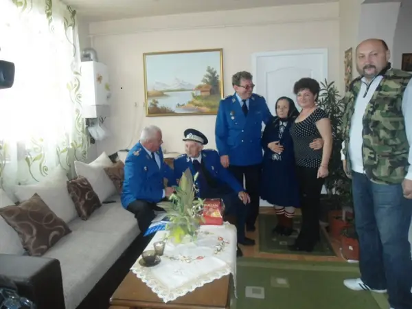 Veteranul de razboi colonel Pantea Craciun sarbatorit de jandarmi