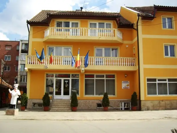 Hotel Queen