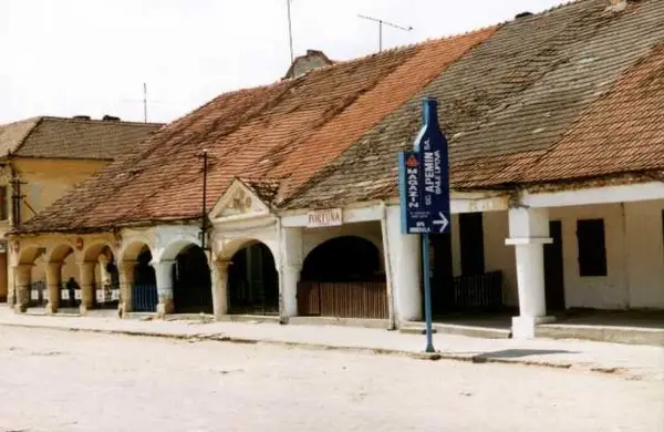 Lipova