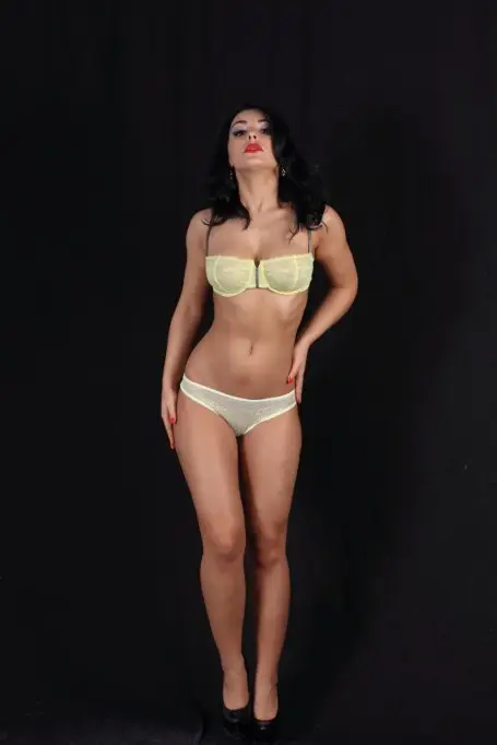 Sutien Balconette cu dantela, culoarea galben