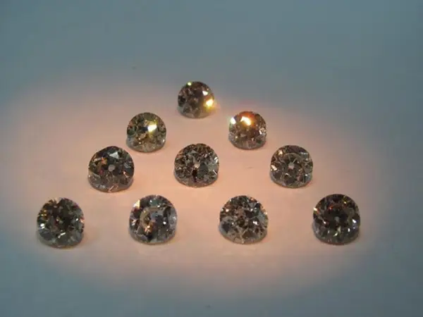 Diamante vechi sau Old Mine Cut