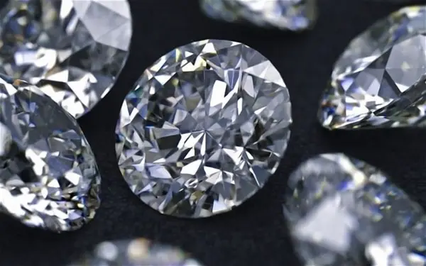 Diamantelor - evaluarea si expertiza