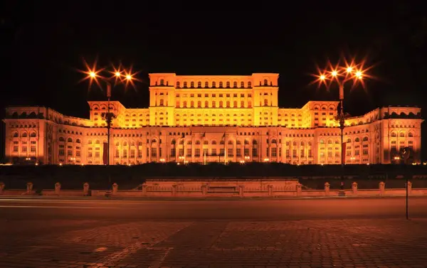 Util pentru aradenii care vor sa inchirieze masini in Bucuresti