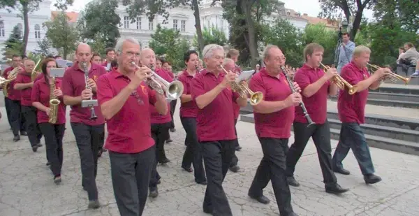 Sărbătoarea fanfarelor