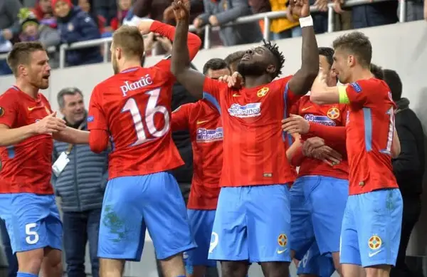 Aproximativ 10.000 de fani ai echipei FCSB sunt asteptati la returul cu Lazio