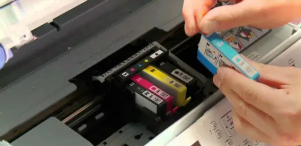 Cartuse imprimanta HP originale sau compatibile? Afla cum facem alegerea potrivita