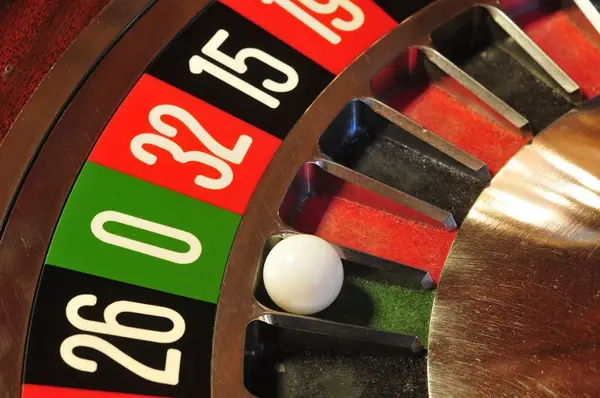 3 motive pentru care ne place să jucăm ruleta