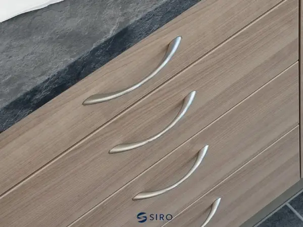 Manere de mobila din aluminiu