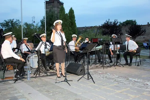 Sunetul Fanfarelor