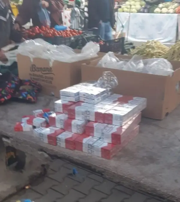 Tigari de contrabanda in lada cu banane