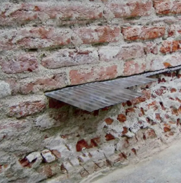 Izolatii Metalice