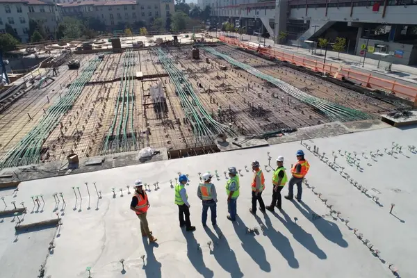 Modele variate de geci reflectorizante într-un singur loc!