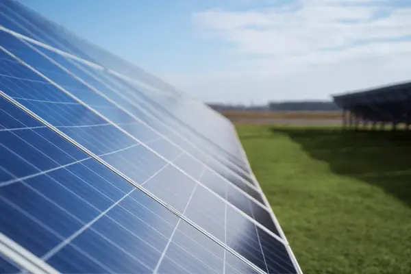 Cum funcționează un sistem fotovoltaic On Grid