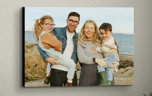 De ce un tablou personalizat poate fi cadoul perfect pentru o zi de naștere?