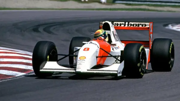 Ayrton Senna: spiritul vitezei și filosofia vieții