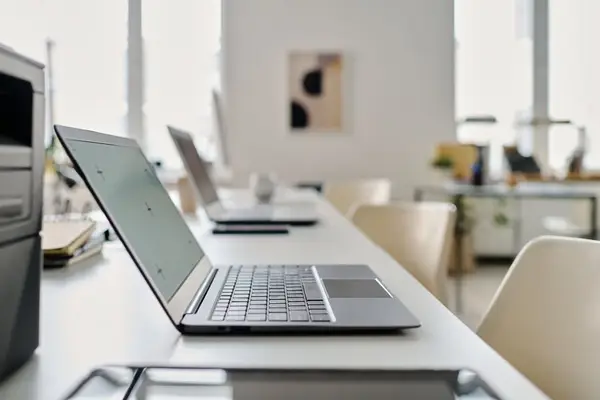 De ce laptopurile workstation sunt preferate în industrii tehnice