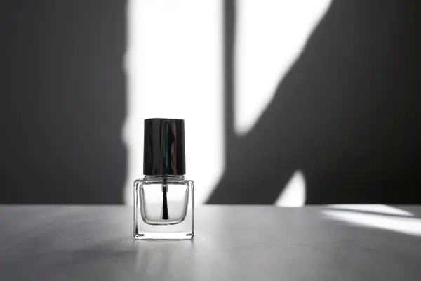 Rubber base vs base coat. Care e diferența și pe care îl alegi