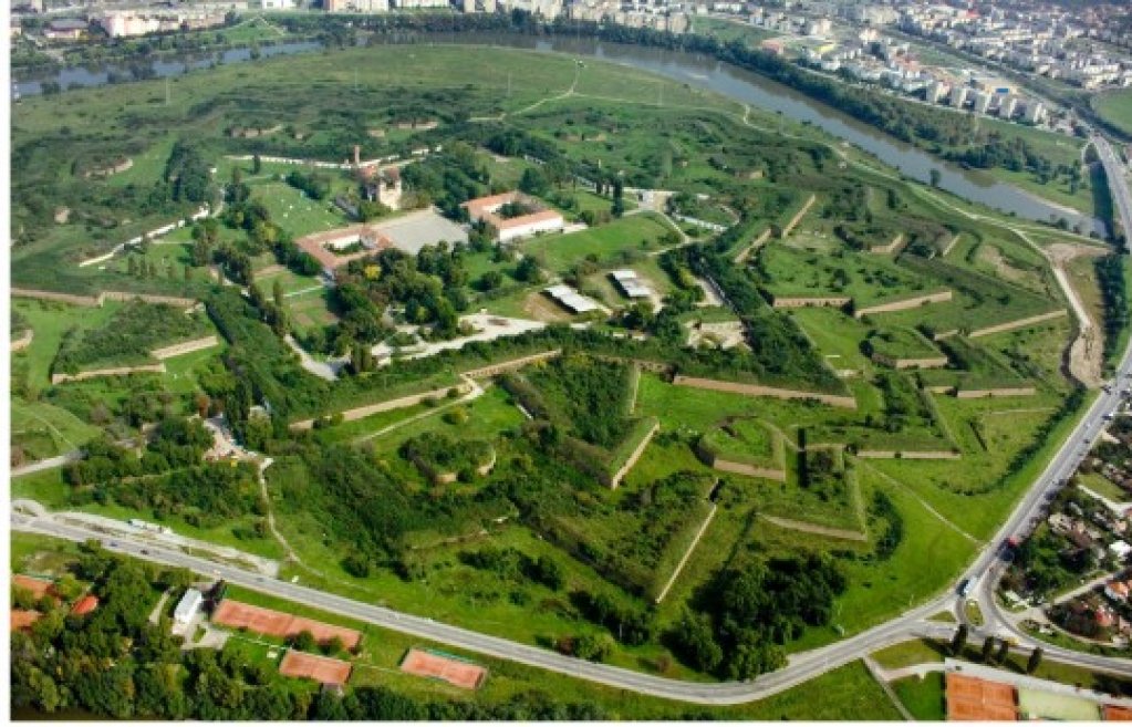 Cetatea Aradului