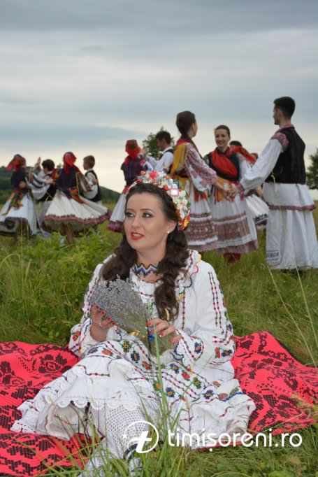 Cantareata de muzica populara pentru nunta din Arad