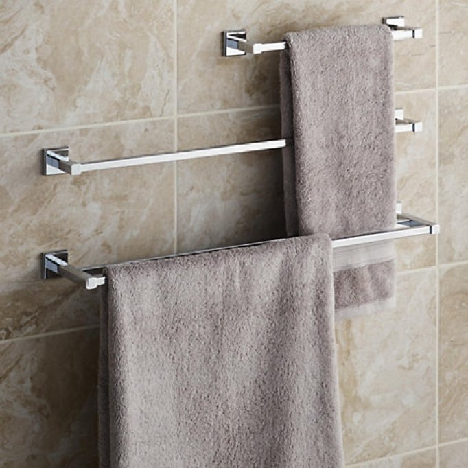 Utilitatea unui suport de prosoape baie – De ce ar trebui sa fie nelipsit din casa ta?