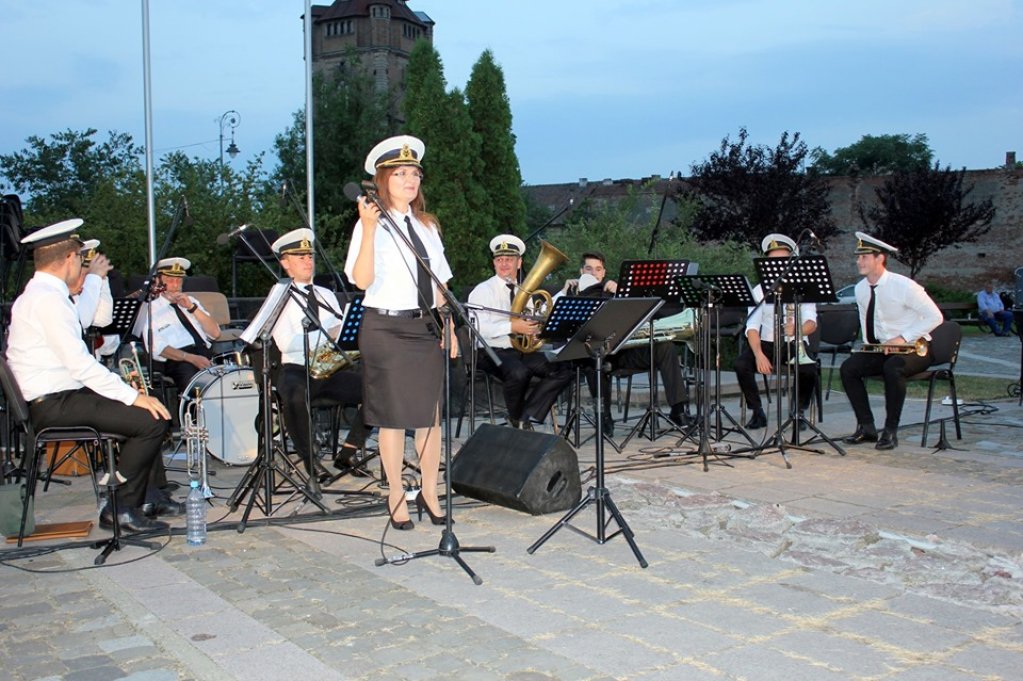 Sunetul Fanfarelor