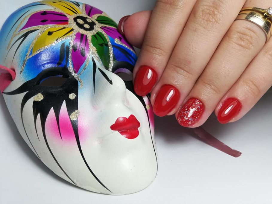 Lore Beauty Nails